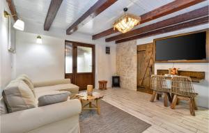 Nice Home In Zadobarje With Wifi