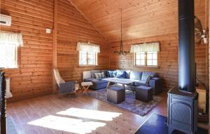 Cozy Home In Långserud With Jacuzzi