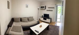 Mims apartment