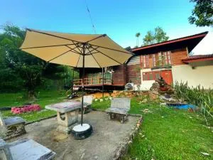 Awanaz Farmstay With Pool and Farm Animal Jitra Kedah - Kampong Luso