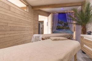 B&B / Chambres d'hotes Abri Cosy - Suite Romantique en Camargue : photos des chambres
