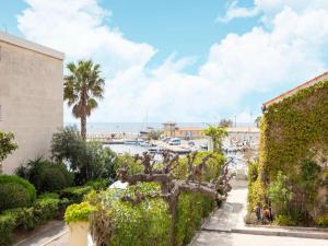 Appartements Sea-view apartment in Sausset-les-Pins with terrace : photos des chambres