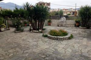 Brand new spacious studio