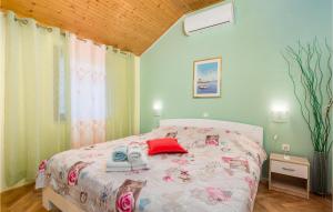 1 Bedroom Lovely Apartment In Brsec 