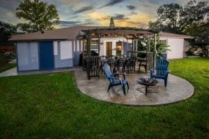 Charming Family Oasis ~ Dog-Friendly ~ Backyard - Seffner