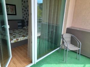 Apolonia Cata si Miha