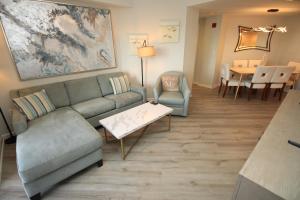 Sleeps 8 - Renovated Beachfront Condo at Westwinds, Sandestin with Gulf Views, Private Beach Access