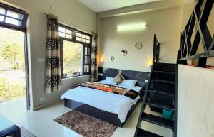 FORTUNE HEIGHTS HOMESTAY- Best Forest view & Peaceful surrounding