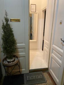 Pure of joy City Centre Apartment