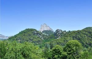 Maisons de vacances Awesome home in Buis les Baronnies with WiFi and 3 Bedrooms : photos des chambres