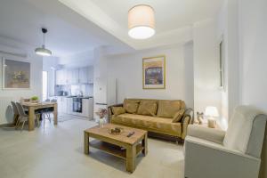 SOKOS Residence, 3 walk from Neos Kosmos Metro