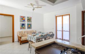 3 Bedroom Nice Home In Gizzeria