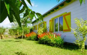 Maisons de vacances Nice Home In Plouguerneau With Wifi : photos des chambres