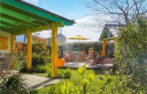 Maisons de vacances Nice Home In Plouguerneau With Wifi : photos des chambres