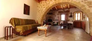 Irene's Guest House - Nípos