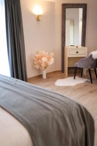 Castello Exclusive rooms with breakfast - by TA Leut Agency