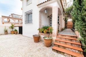 - Preciosa casa con Piscina - Cerca del centro