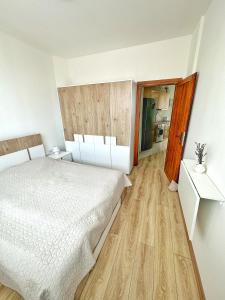 Sunny Home 1