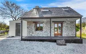 Amazing Home In Lannéanou With Wifi - Lannéanou
