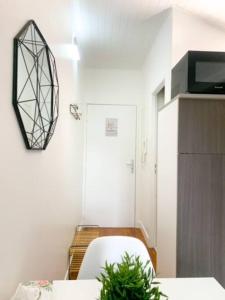 Appartements Charmant studio Cosy climatise avec parking prive et securise : Appartement