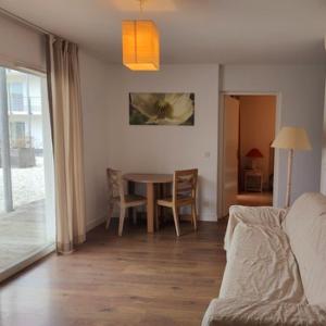 Appartements Le Sea Breeze La Rochelle 44m2 - 2 chambres - 6 prs - Piscine : photos des chambres