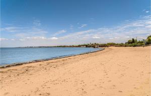 2 Bedroom Nice Apartment In Chipiona