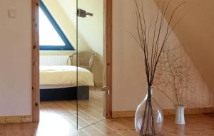 Cozy Apartment In Börgerende-Rethwisch