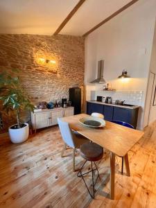 Appartements La Madigniere en Beaujolais Pierres Dorees : photos des chambres