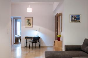SOKOS Residence, 1 walk from Aghios Ioannis Metro