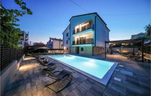 Awesome Apartment In Zadar With 2 Bedrooms, Wifi And Outdoor Swimming Pool