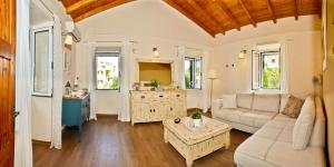 Theano Cottage Paxoi Greece
