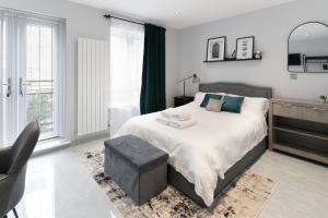 Canary Wharf O2 Deluxe Ensuite Rooms
