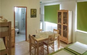 Amazing Apartment In Martinscica With Wifi