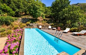 Awesome Home In Ville-Di-Paraso