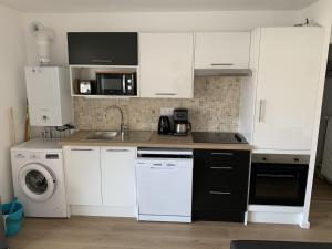 Appartement Neuf Centre-Ville Fort-Mahon-Plage avec Balcon et Parking, Idéal Famille - FR-1-482-114