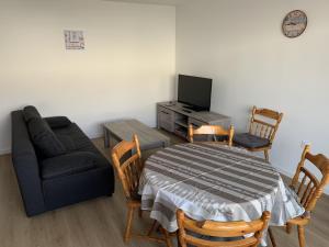 Appartements Appartement Fort-Mahon-Plage, 2 pieces, 4 personnes - FR-1-482-114 : photos des chambres