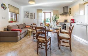 Amazing Apartment In Pula With Wifi