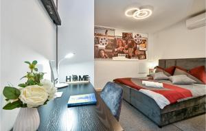 Stunning Home In Veliko Trgovisce