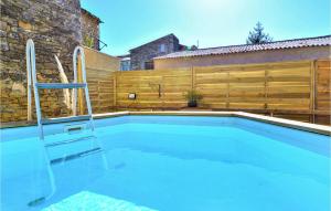 Maisons de vacances Beautiful home in Salazac with 2 Bedrooms, WiFi and Outdoor swimming pool : photos des chambres