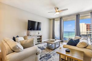 Shores of Panama 2028 - Luxurious Gulf-Front 3 Bedroom 3 Bath Sleeps 10 condo