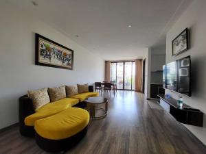 Căn hộ cao cấp 85m2 2BR đối diện AeonMall LongBiên