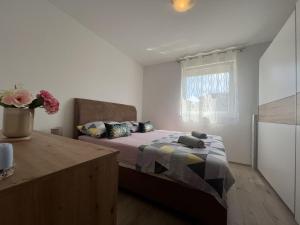 Apartment in Medulin with Terrace, Air conditioning, Wi-Fi (4634-5)