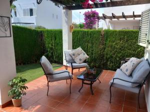 2 bedroom, Sea Front Complex w Pool and private garden