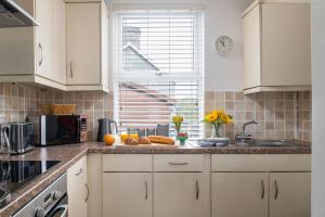 Bron Eryri - Our Cosy House opposite the entrance to Portmeirion!