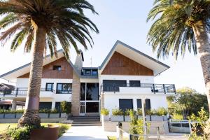 Marina by Basquelidays