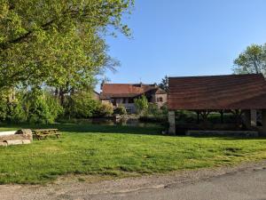 Maisons de vacances Clos du Chateau - Large House with Private Pool and Valley View : photos des chambres