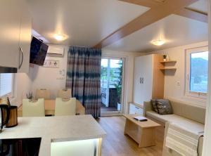 BellaVista HouseBoat Apartment Portorose 