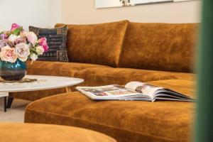 LYRA63 Large 80sq m TOP 14 floor