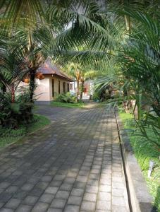 Puri Radent - Homestay & Hotel