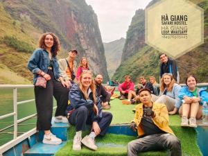 Ha Giang Safari Hostel & Motorbikes